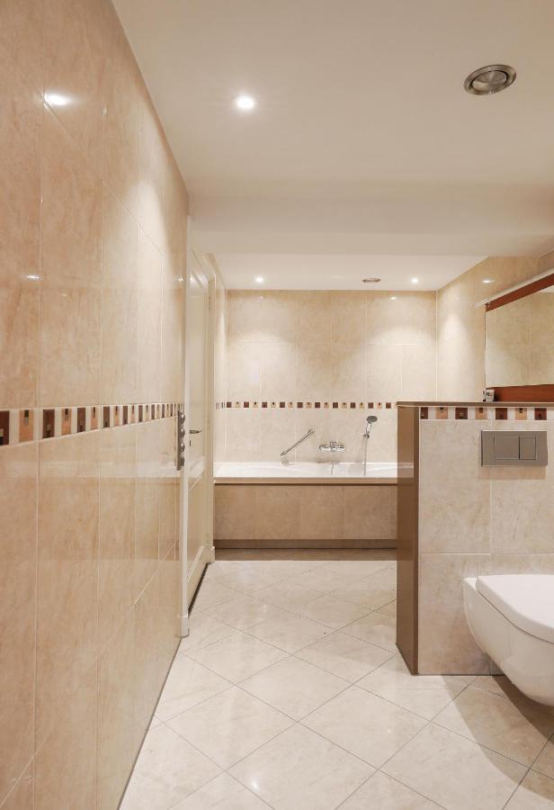 Boutique Hotel Jeroen 登博斯 外观 照片